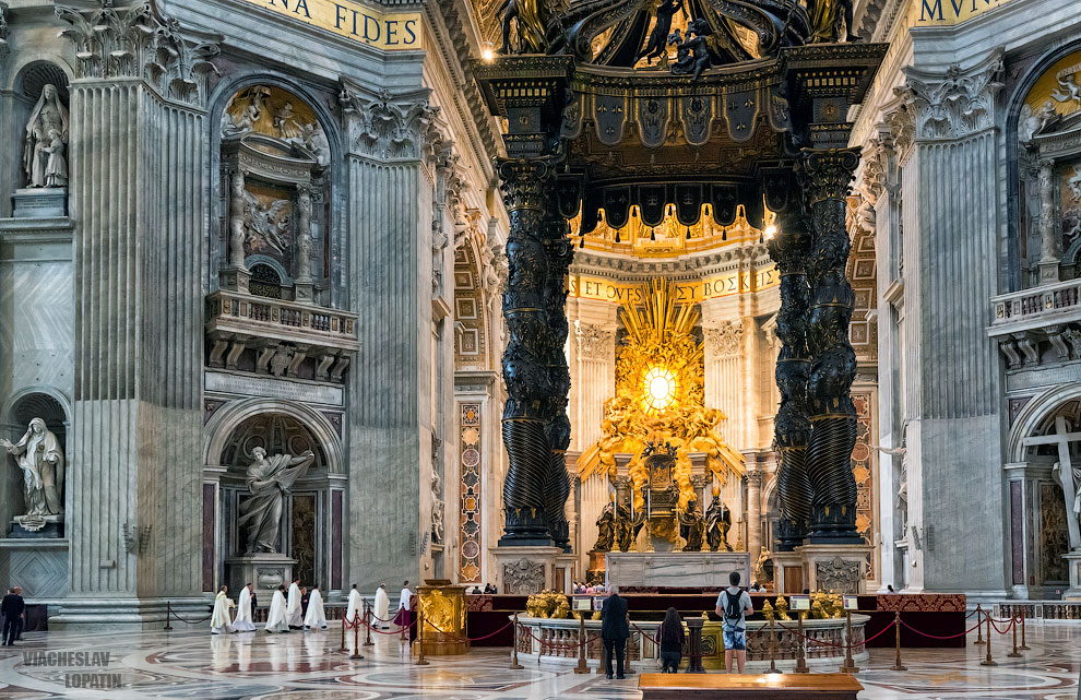 Интерьер собора Святого Петра