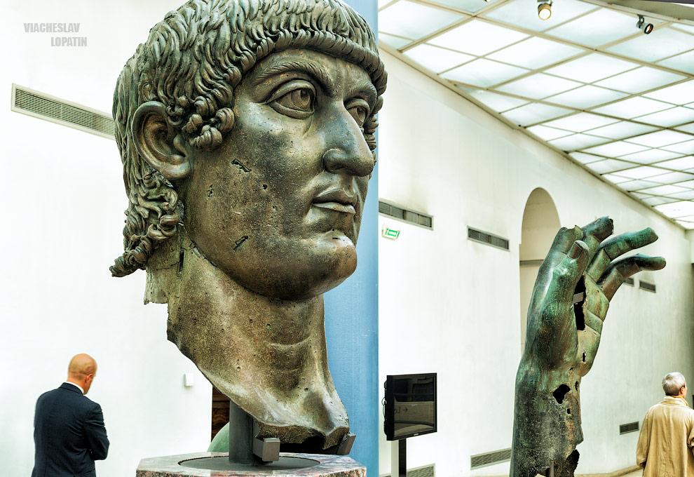 Капитолийские музеи: статуя Константина